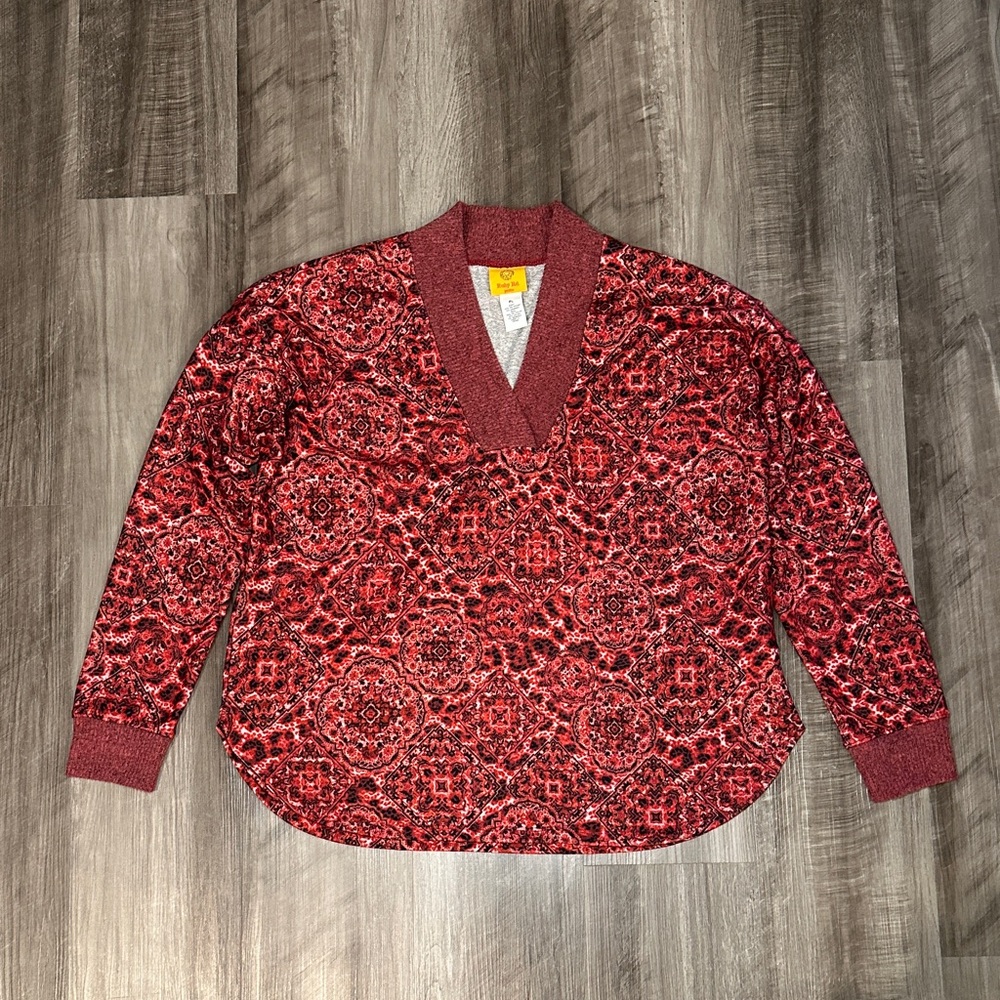 Ruby Rd. V-Neck Leopard Medallion Hacci Knit Rib Trim Top - Large Petite